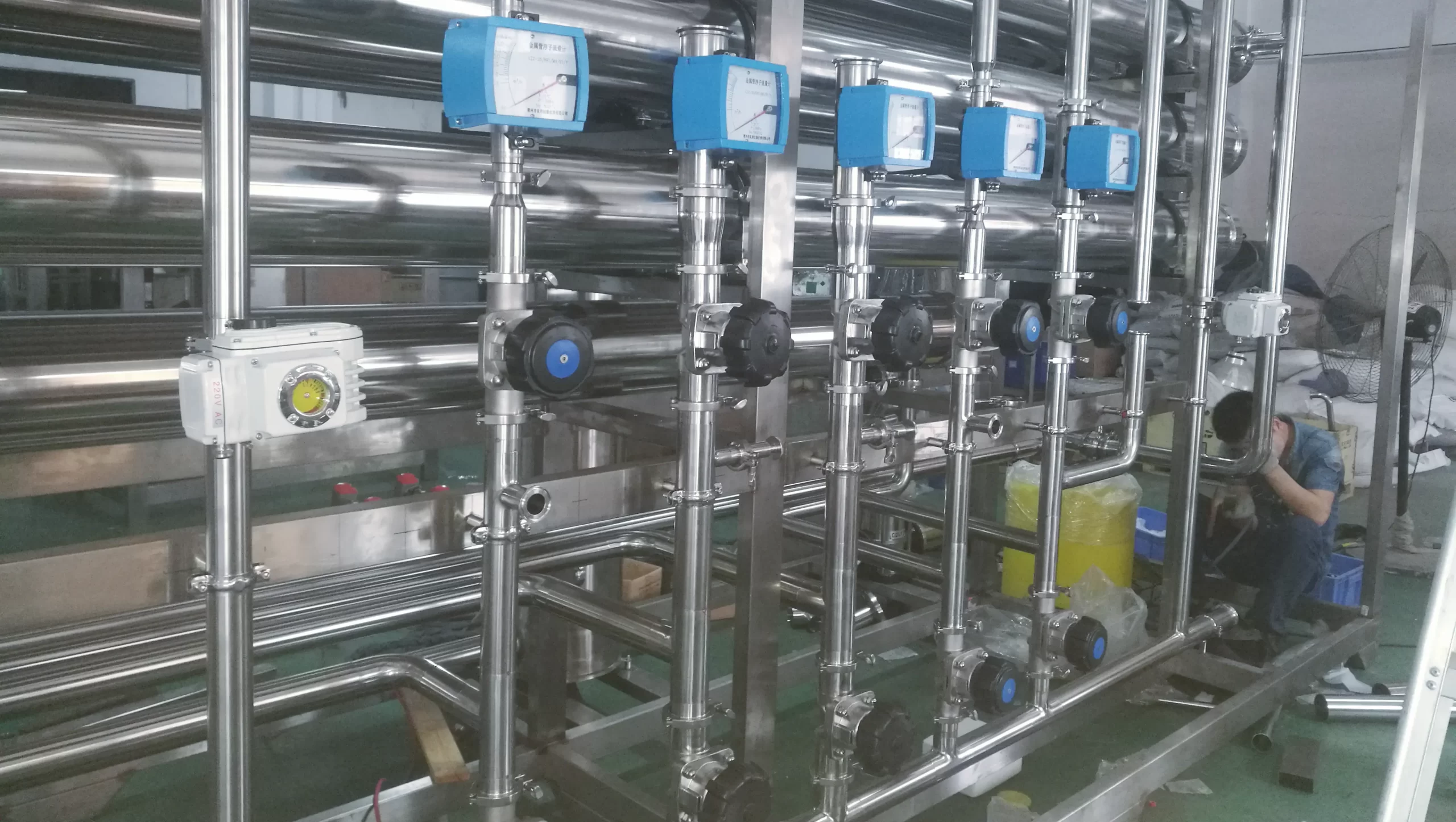 Motorized ball valves are used in water purification equipment